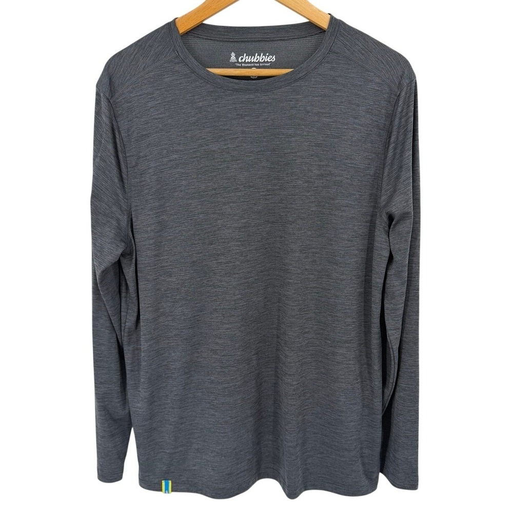 Chubbies Mens Medium Long Sleeve Performance Shirt Crew Neck Athletic Activewear